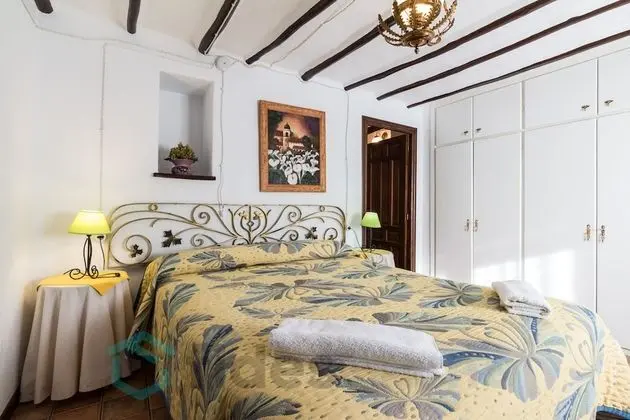 Ev, 6 Yatak Odası, Kişiye Özel Havuzlu, Dağ Manzaralı
