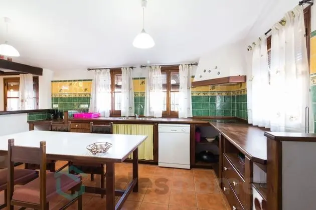 Ev, 6 Yatak Odası, Kişiye Özel Havuzlu, Dağ Manzaralı