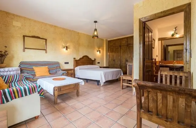 Ev, Birden Çok Yatak Odası, Kişiye Özel Havuzlu