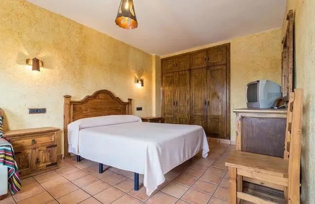 Ev, Birden Çok Yatak Odası, Kişiye Özel Havuzlu