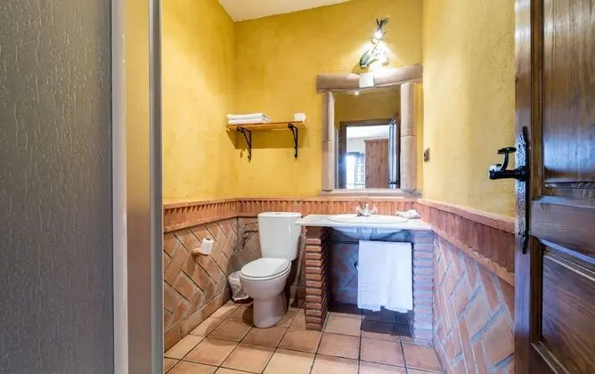 Ev, Birden Çok Yatak Odası, Kişiye Özel Havuzlu