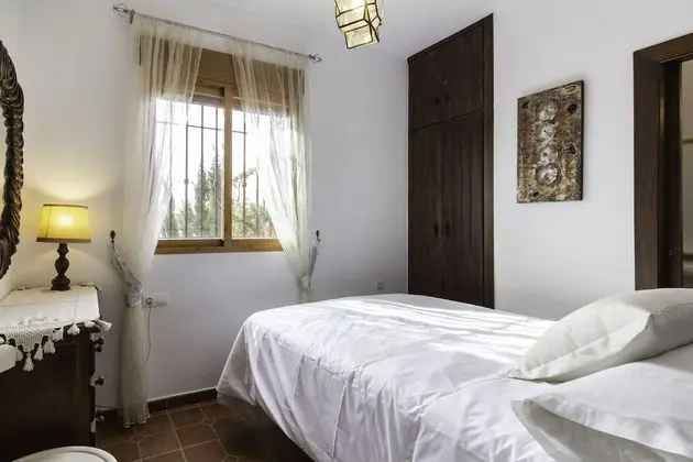 Ev, 4 Yatak Odası, Kişiye Özel Havuzlu, Dağ Manzaralı