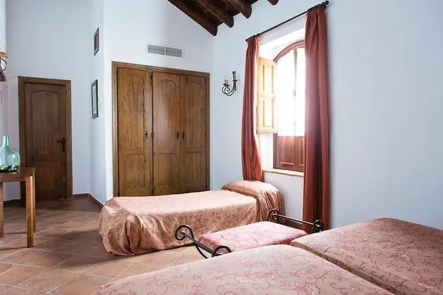 Tek Büyük Yataklı Oda (with extra bed)