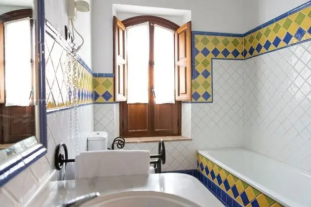 Tek Büyük Yataklı Oda (with extra bed)