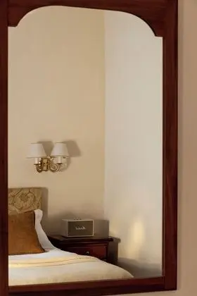 Üç Kişilik Oda