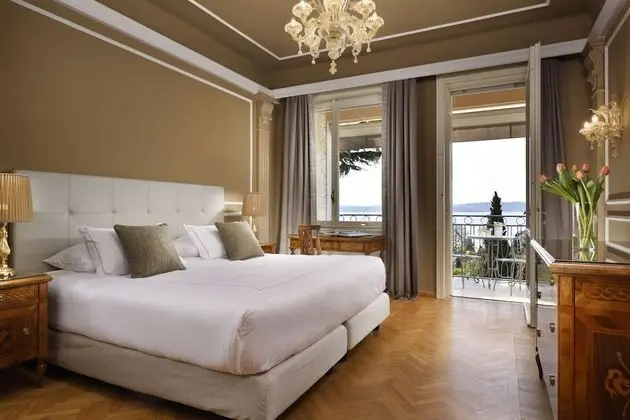 Deluxe Oda, Balkon, Göl Manzaralı