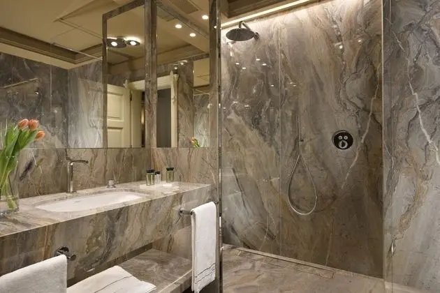 Deluxe Oda, Balkon, Göl Manzaralı