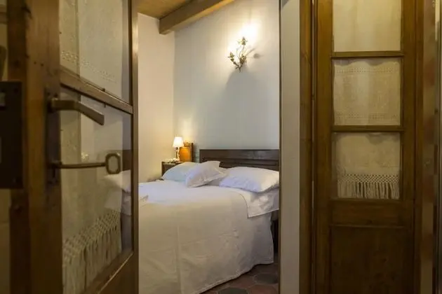 Basic Tek Büyük veya İki Ayrı Yataklı Oda