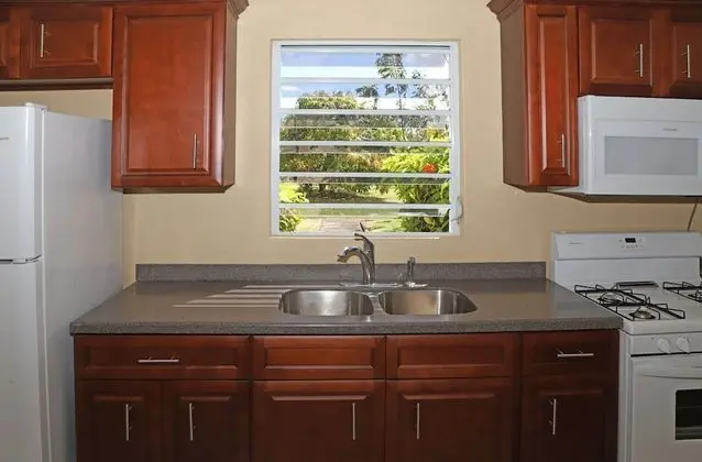 One Bedroom with Full Kitchen