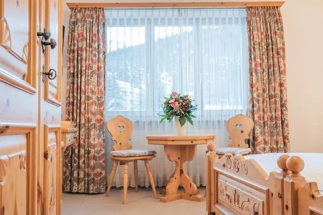 Superior Tek Büyük Yataklı Oda