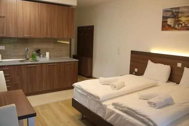 Stüdyo (studio for 2)