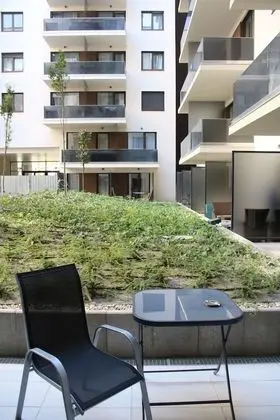 Stüdyo (studio for 2)