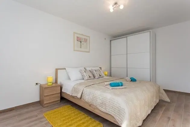 Ev (Cosa Nostra - H(2+2))