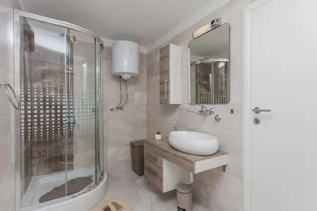 Ev (Cosa Nostra - H(2+2))