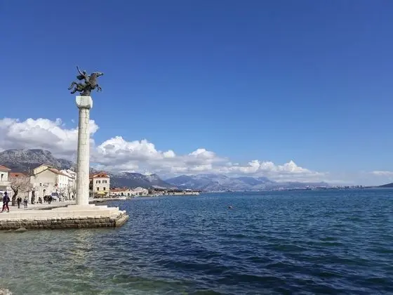 Ev (Cosa Nostra - H(2+2))