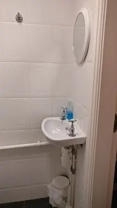 İki Ayrı Yataklı Oda, Banyolu/Duşlu