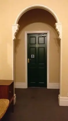Tek Kişilik Oda, Ortak Banyo