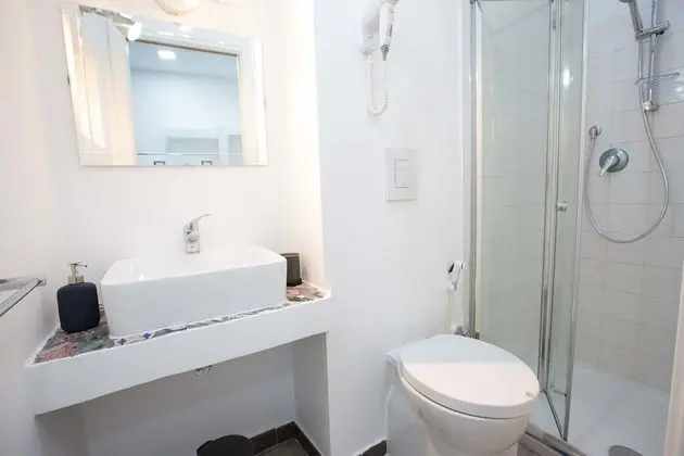 Tek Büyük Yataklı Oda