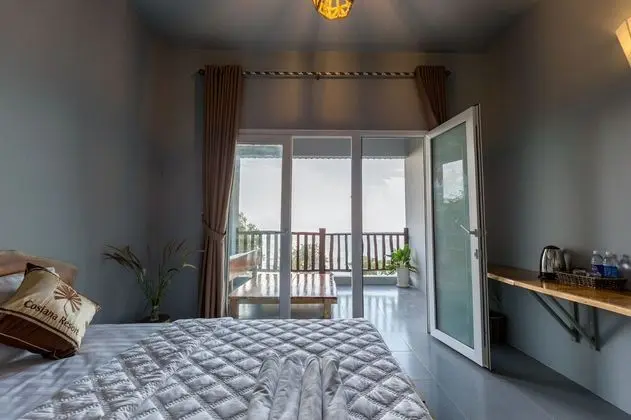 Deluxe Tek Büyük Yataklı Oda, Deniz Manzaralı