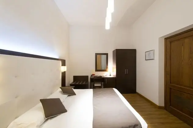 Standard Tek Büyük veya İki Ayrı Yataklı Oda