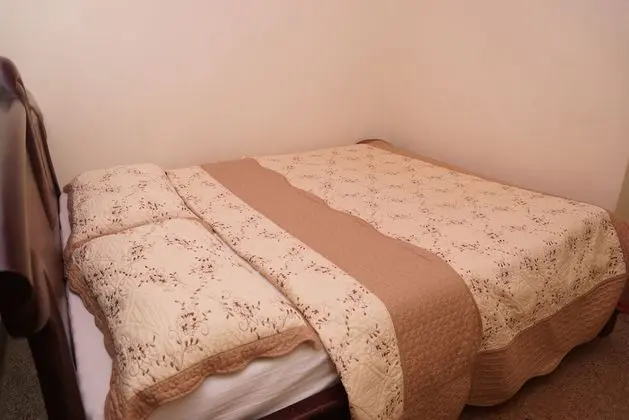 Basic Tek Büyük Yataklı Oda