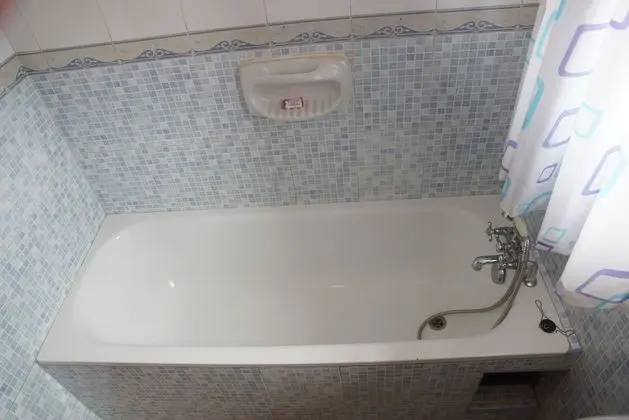 Basic Tek Büyük Yataklı Oda