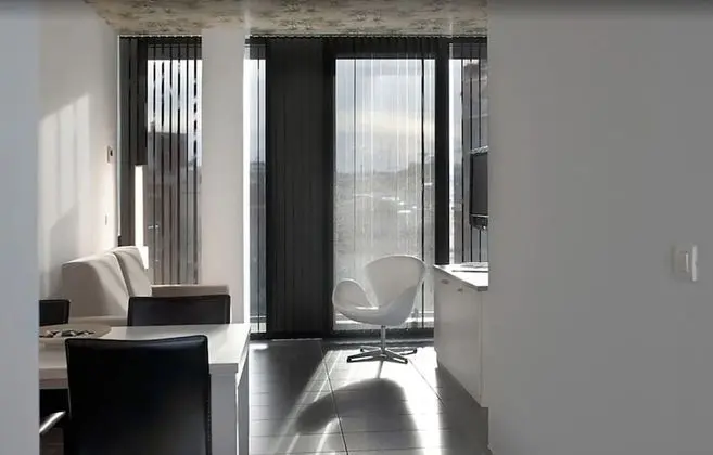 Business Tek Büyük Yataklı Oda, Şehir Manzaralı (Suite)