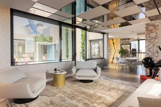 Panoramic Çatı Katı Süiti (Penthouse), Birden Çok Yatak, Kişiye Özel Havuzlu, Şehir Manzaralı