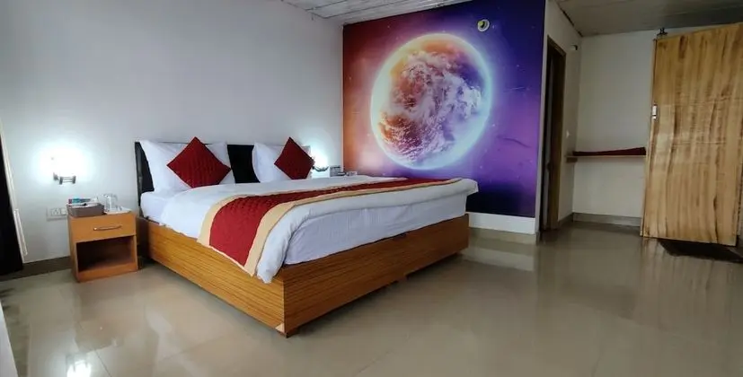 Deluxe Tek Büyük Yataklı Oda