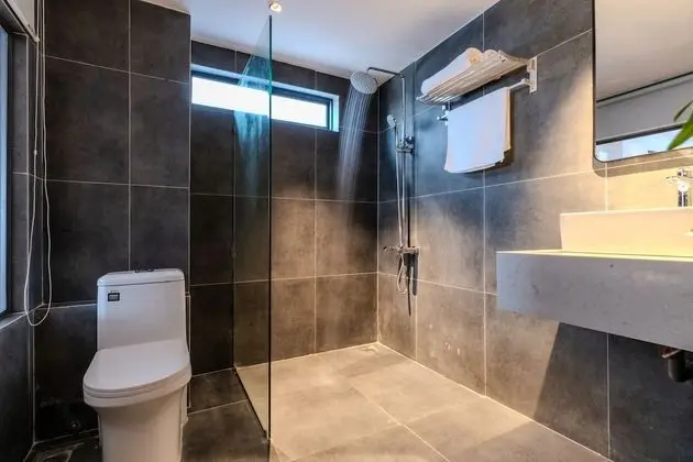 Premium Üç Kişilik Oda, Balkon, Şehir Manzaralı