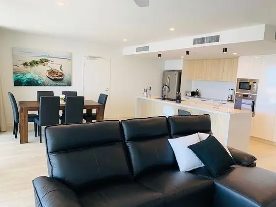 Luxury Apart Daire, 2 Yatak Odası, Denize Sıfır