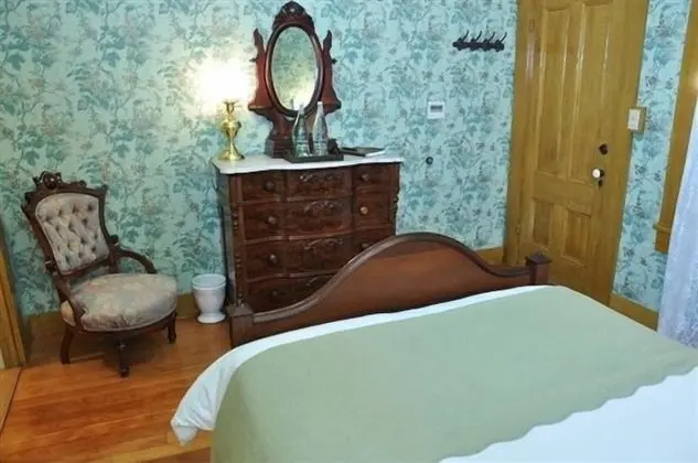 Oda, 1 Büyük (Queen) Boy Yatak, Balkon, Avlu Manzaralı (Estudillo)