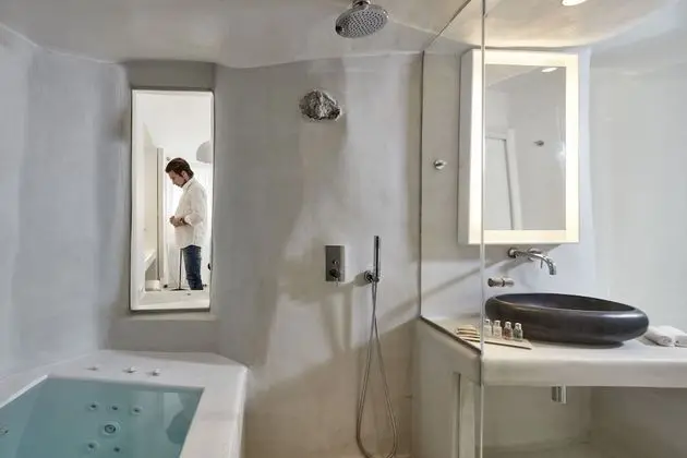 Suite Sea View with Indoor Jetted Tub