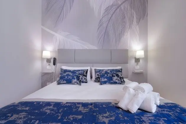 Classic Tek Büyük veya İki Ayrı Yataklı Oda