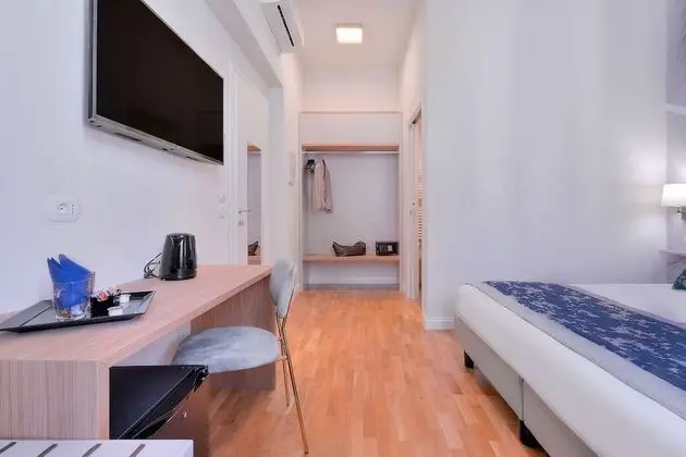 Classic Tek Büyük veya İki Ayrı Yataklı Oda