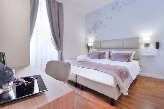 Classic Tek Büyük veya İki Ayrı Yataklı Oda