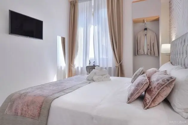 Classic Tek Büyük veya İki Ayrı Yataklı Oda