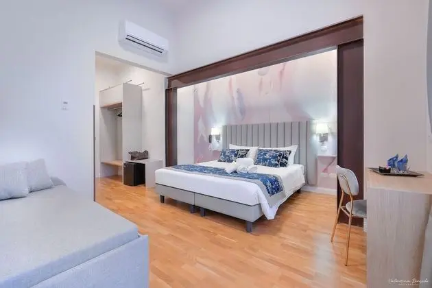 Classic Üç Kişilik Oda