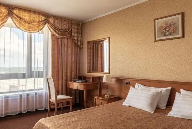 Grand Süit, 1 Çift Kişilik Yatak (free access to fitness facilities)