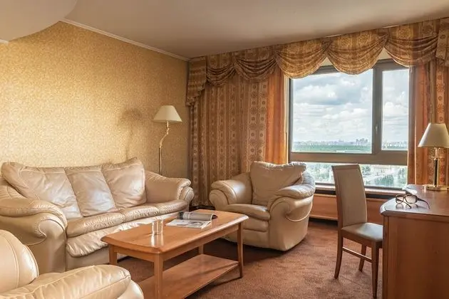Grand Süit, 1 Çift Kişilik Yatak (free access to fitness facilities)
