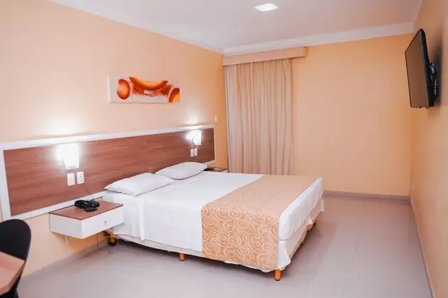 Duplo Cama de Casal- Apto equipado com 01 cama de casal