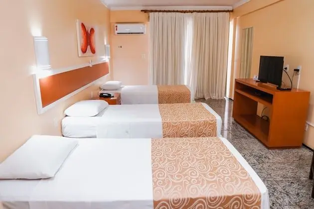 Triplo Cama de Solteiro  Apto equipado com 03 camas de solteiro