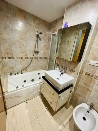 Apart Daire, Banyolu/Duşlu (apartamento)