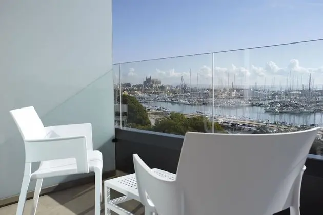 Büyük Yataklı Tek Kişilik Oda, Balkon, Deniz Manzaralı