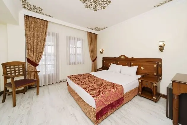 Standard Oda, Bahçe Manzaralı