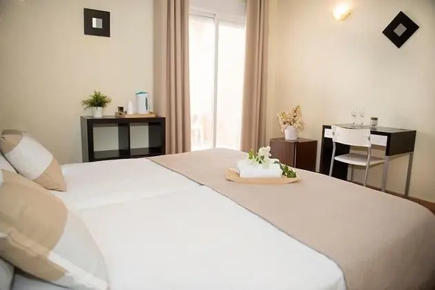 Classic Tek Büyük veya İki Ayrı Yataklı Oda