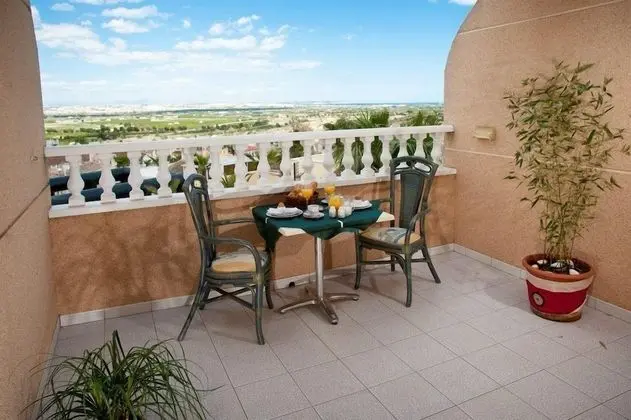 Classic Tek Büyük veya İki Ayrı Yataklı Oda