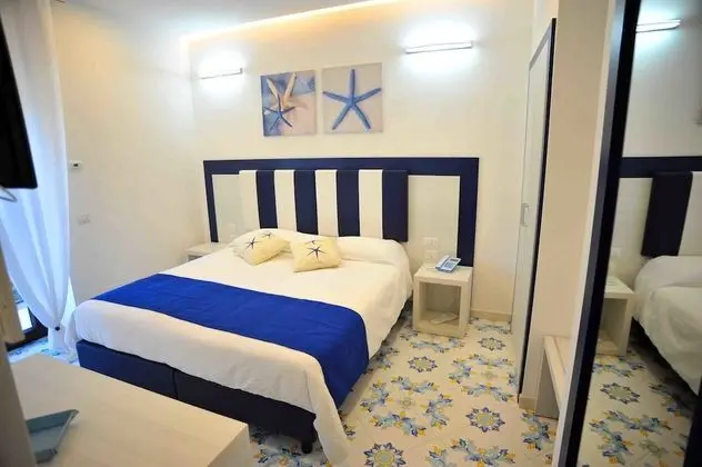 Comfort Tek Büyük veya İki Ayrı Yataklı Oda, 1 Büyük (Queen) Boy Yatak, Bahçe Manzaralı