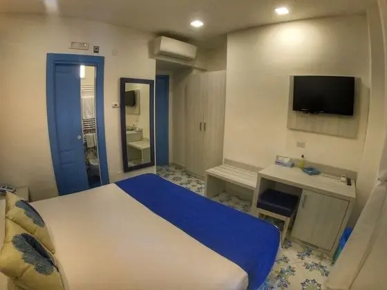 Comfort Tek Büyük veya İki Ayrı Yataklı Oda, 1 Büyük (Queen) Boy Yatak (conchiglia)