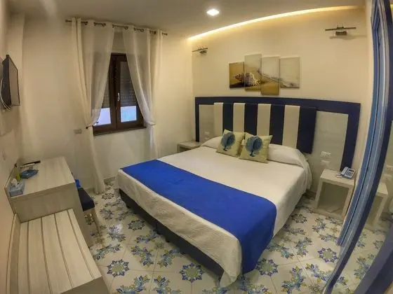 Comfort Tek Büyük veya İki Ayrı Yataklı Oda, 1 Büyük (Queen) Boy Yatak (conchiglia)